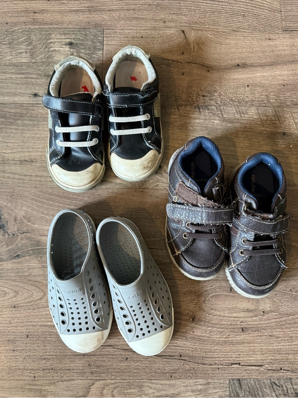 Kids Size 9 shoe bundle